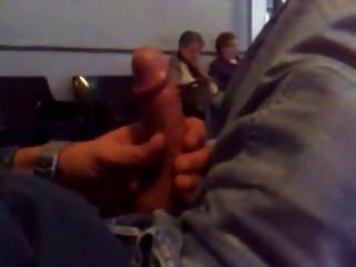 Peder porno video online spermu pre nego sto je ovo dvoje mama je čekaonici
