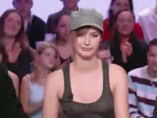 Gledam snimak seksa louise bourgoin sladak grudi porno slike, vojniče kupanje
